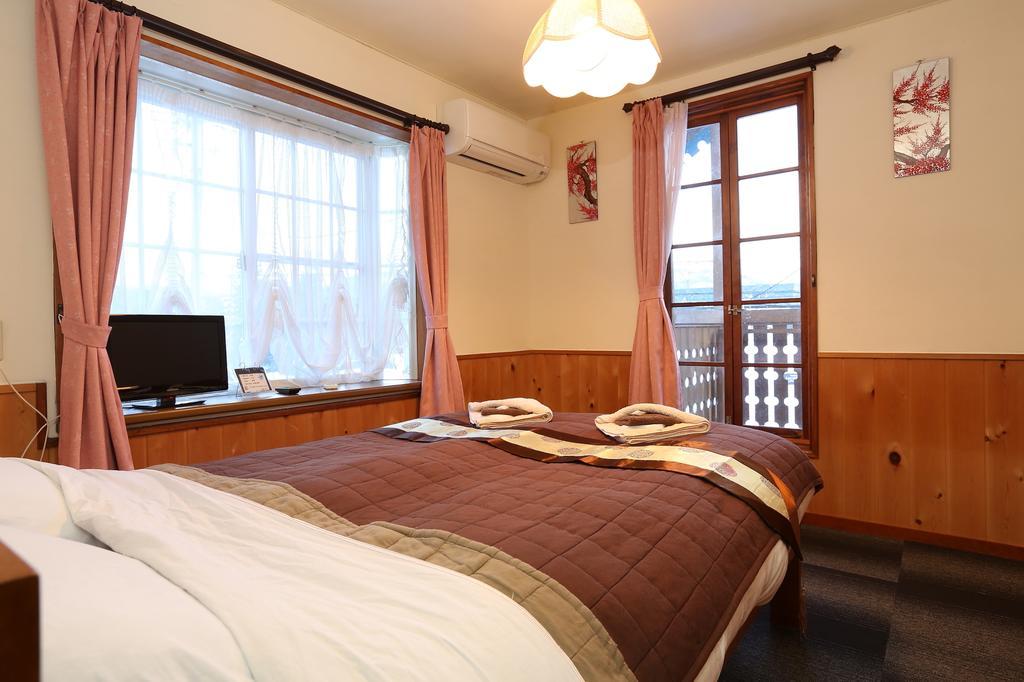 Bed and Breakfast Alpine Wind Hakuba Habitación foto